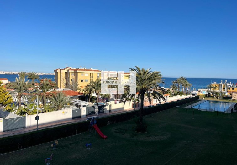Wiederverkauf - Wohnung - Torrevieja - Punta Prima