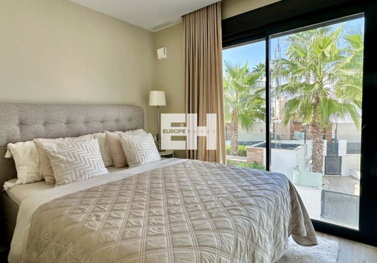 Revente - villa - Orihuela Costa - Costa Blanca