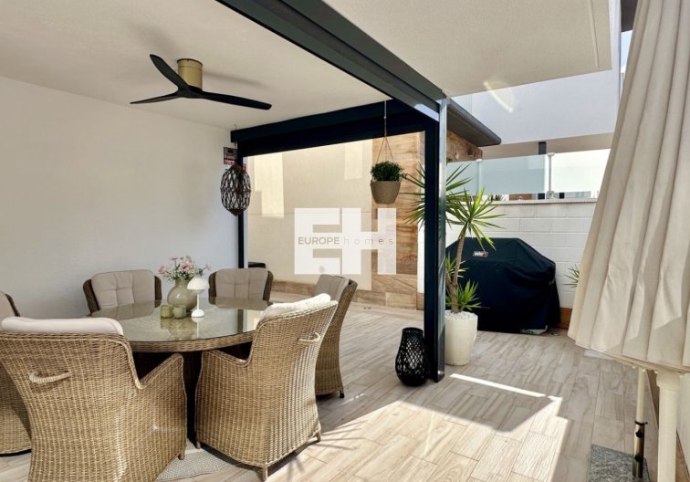 Revente - villa - Orihuela Costa - Costa Blanca