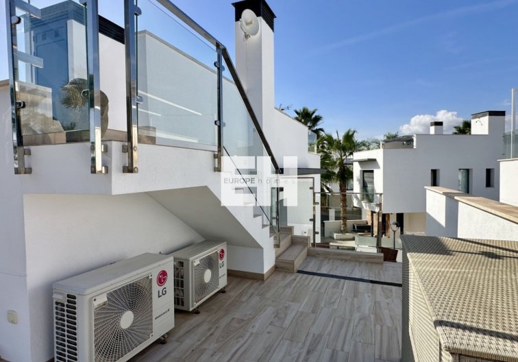 Revente - villa - Orihuela Costa - Costa Blanca