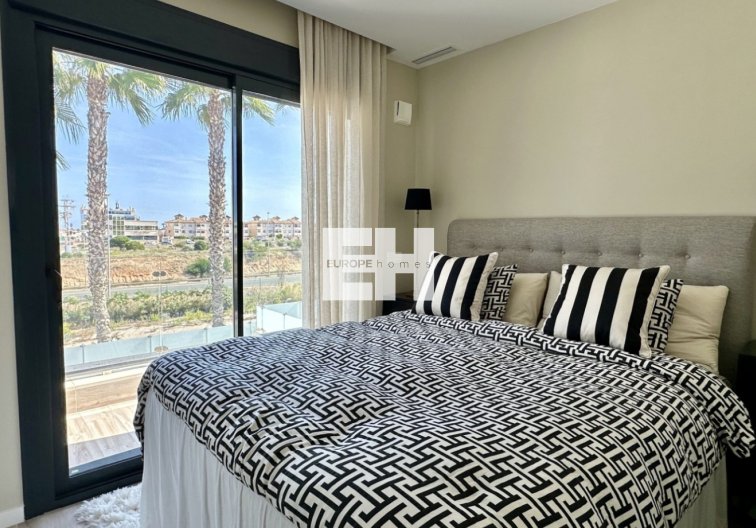 Revente - villa - Orihuela Costa - Costa Blanca