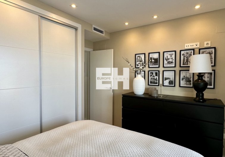Revente - villa - Orihuela Costa - Costa Blanca