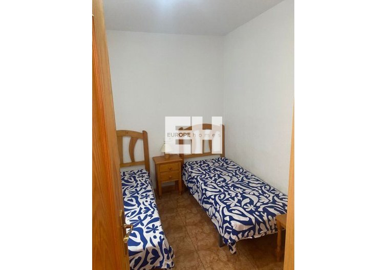 Segunda mano - Apartamento  - Torrevieja - Centro