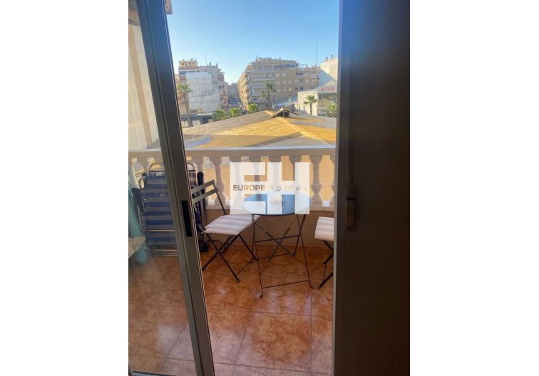 Segunda mano - Apartamento  - Torrevieja - Centro