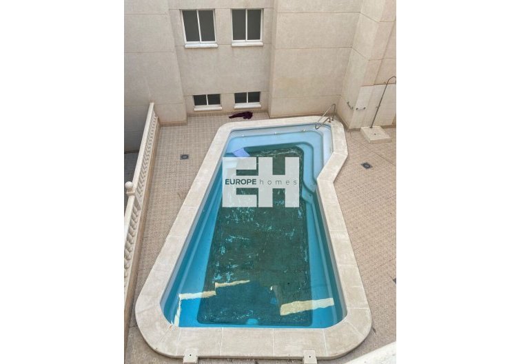 Segunda mano - Apartamento  - Torrevieja - Centro