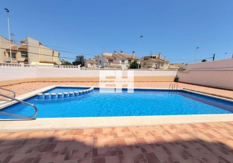 Revente - Appartement - Torrevieja - Nueva Torrevieja
