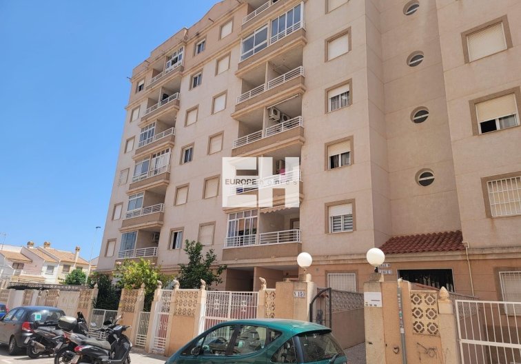Revente - Appartement - Torrevieja - Nueva Torrevieja