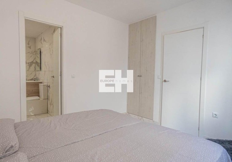 Wiederverkauf - Wohnung - Orihuela Costa - Villamartín