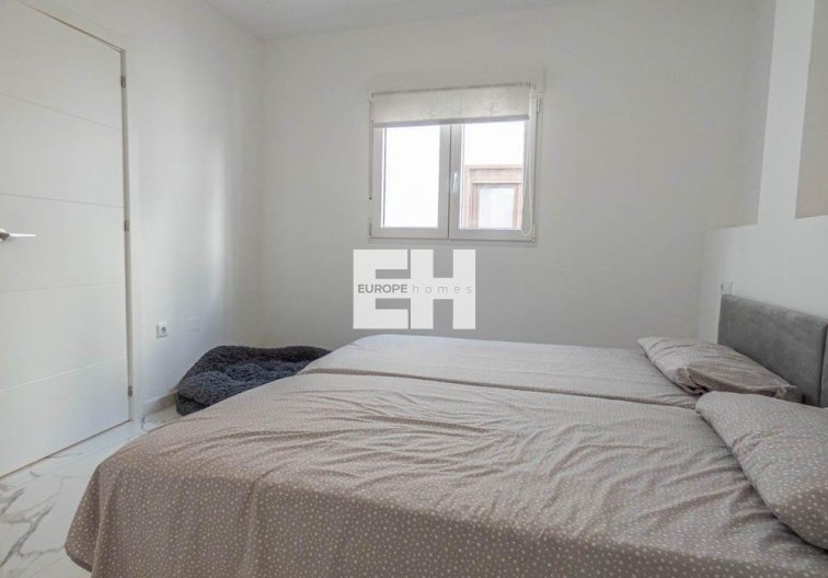 Wiederverkauf - Wohnung - Orihuela Costa - Villamartín