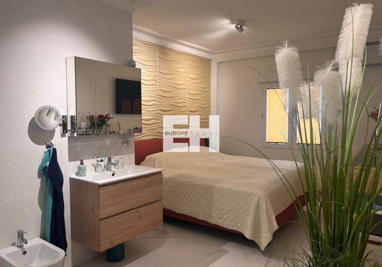 Segunda mano - Apartamento  - Torrevieja
