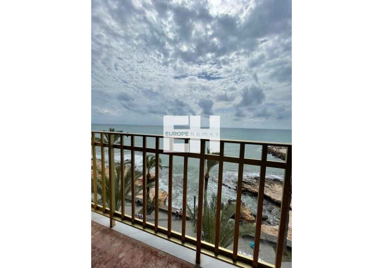 Resale - Apartment - Torrevieja - Las Piscinas Naturales