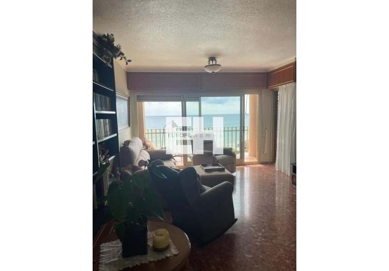 Resale - Apartment - Torrevieja - Las Piscinas Naturales