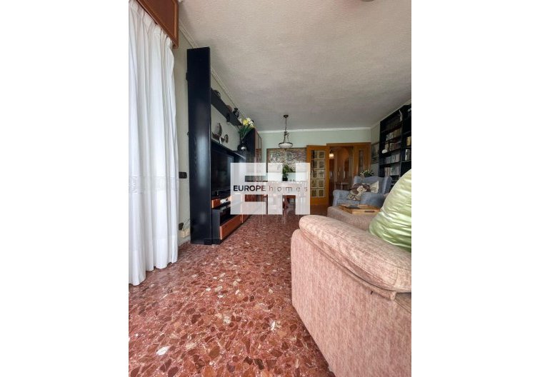 Resale - Apartment - Torrevieja - Las Piscinas Naturales