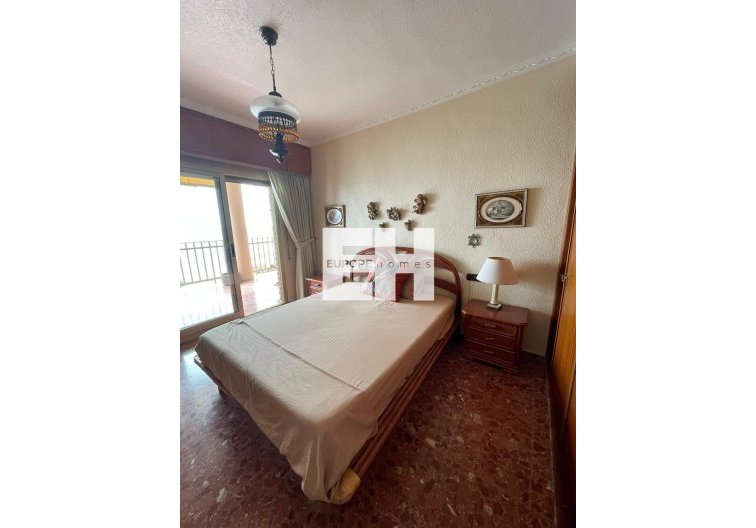Resale - Apartment - Torrevieja - Las Piscinas Naturales