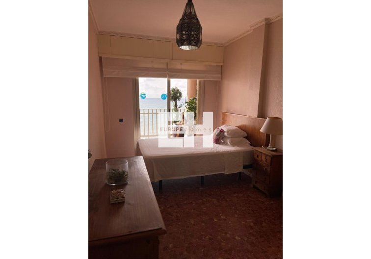 Resale - Apartment - Torrevieja - Las Piscinas Naturales