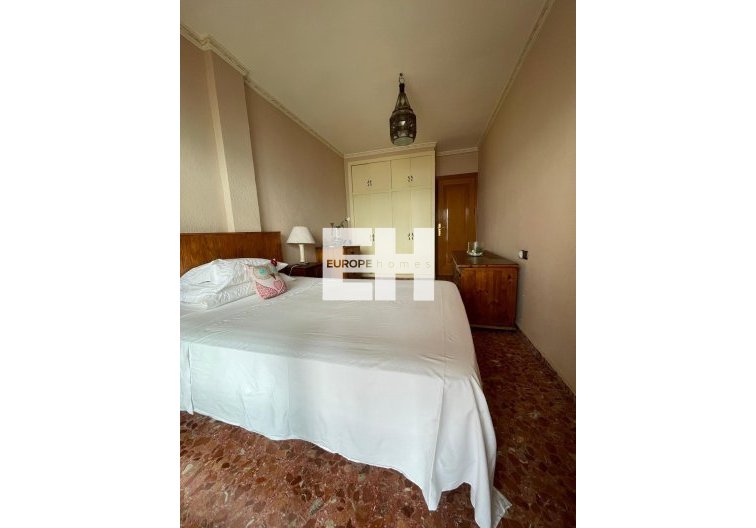 Resale - Apartment - Torrevieja - Las Piscinas Naturales
