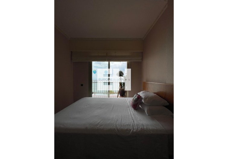 Resale - Apartment - Torrevieja - Las Piscinas Naturales