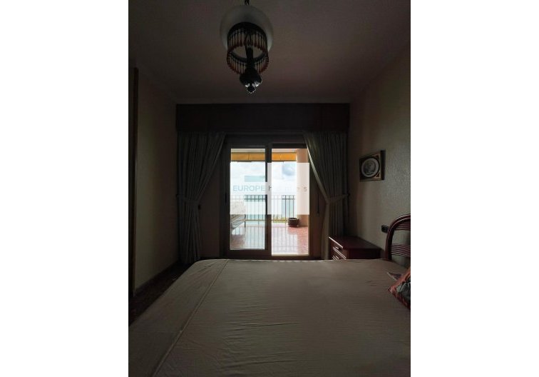 Resale - Apartment - Torrevieja - Las Piscinas Naturales