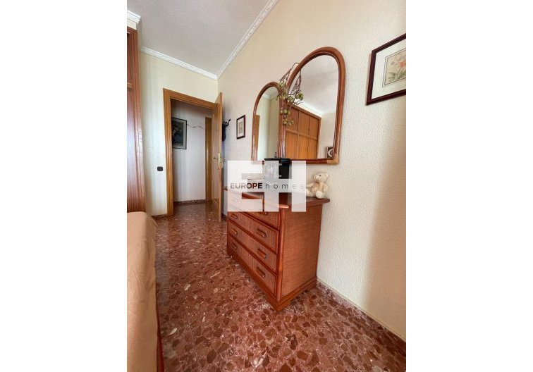 Resale - Apartment - Torrevieja - Las Piscinas Naturales