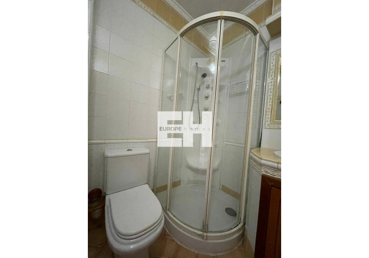 Resale - Apartment - Torrevieja - Las Piscinas Naturales