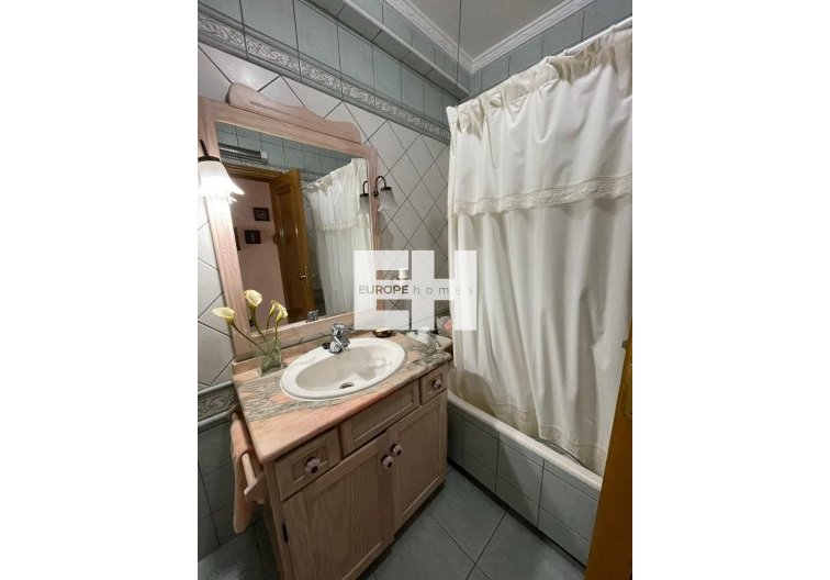 Resale - Apartment - Torrevieja - Las Piscinas Naturales