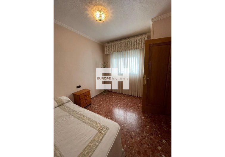 Resale - Apartment - Torrevieja - Las Piscinas Naturales