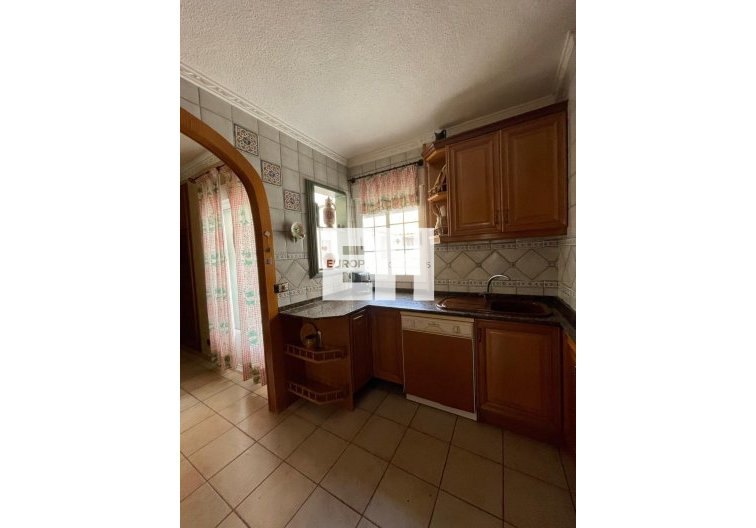 Resale - Apartment - Torrevieja - Las Piscinas Naturales