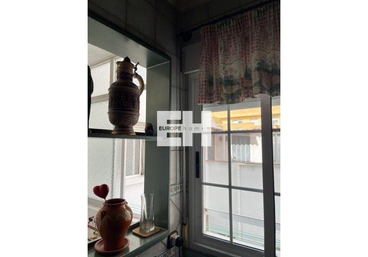 Resale - Apartment - Torrevieja - Las Piscinas Naturales