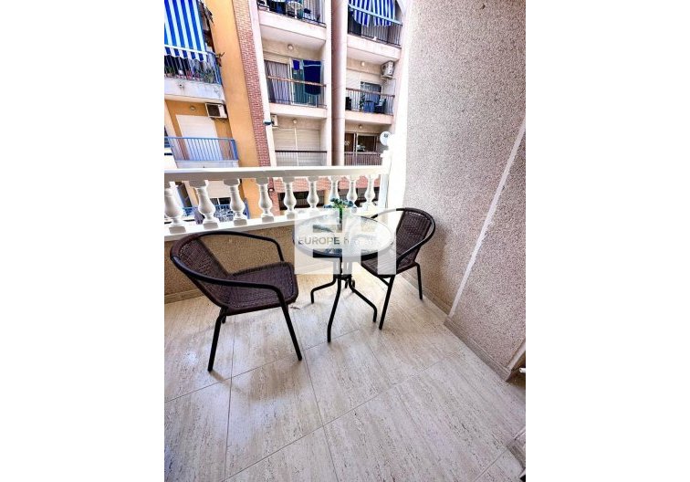 Wiederverkauf - Wohnung - Torrevieja - Playa del Cura
