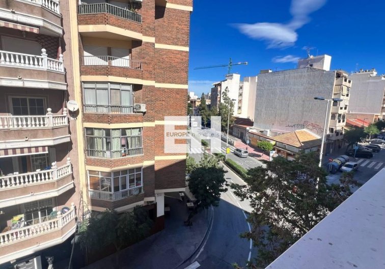Resale - Apartment - Torrevieja - Parque De Las Naciones