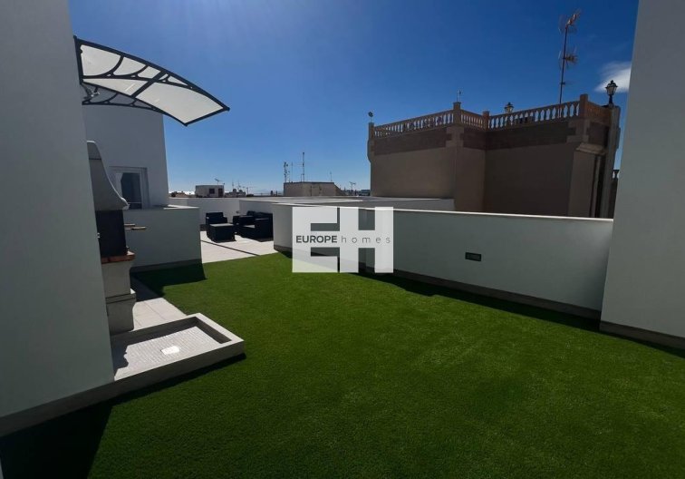 Resale - Apartment - Torrevieja - Parque De Las Naciones