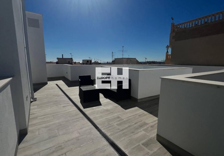 Resale - Apartment - Torrevieja - Parque De Las Naciones