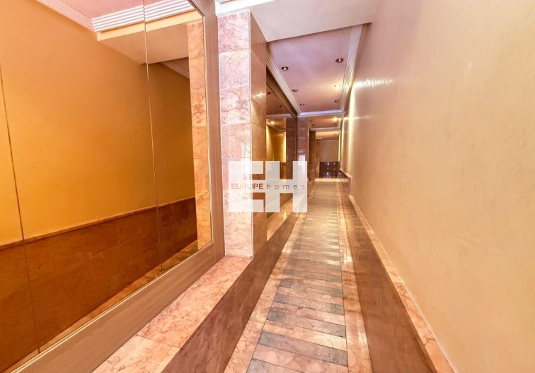 Wiederverkauf - Wohnung - Torrevieja - Playa del Cura