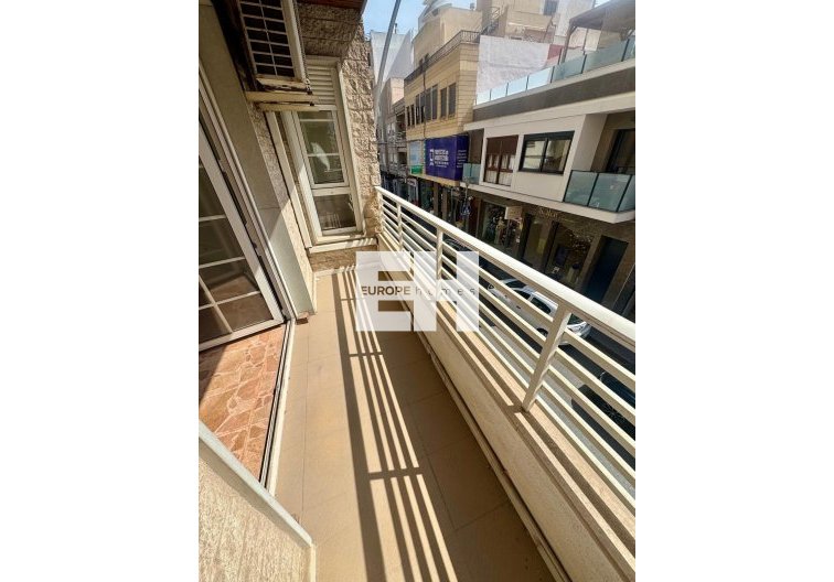 Wiederverkauf - Wohnung - Torrevieja - Centro