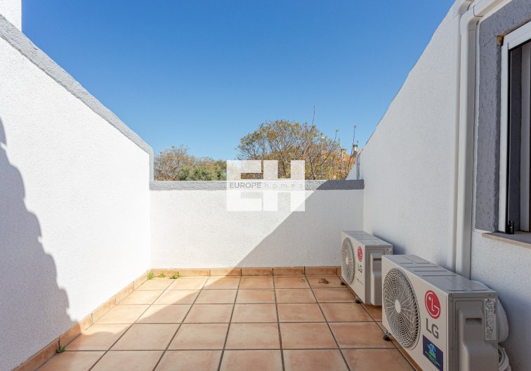 Revente - villa - Pilar de la Horadada - Costa Blanca