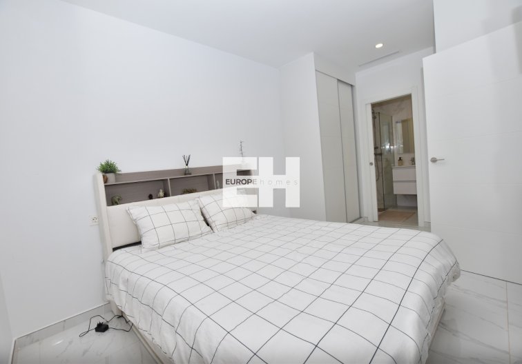 Wiederverkauf - villa - Los Montesinos - Costa Blanca