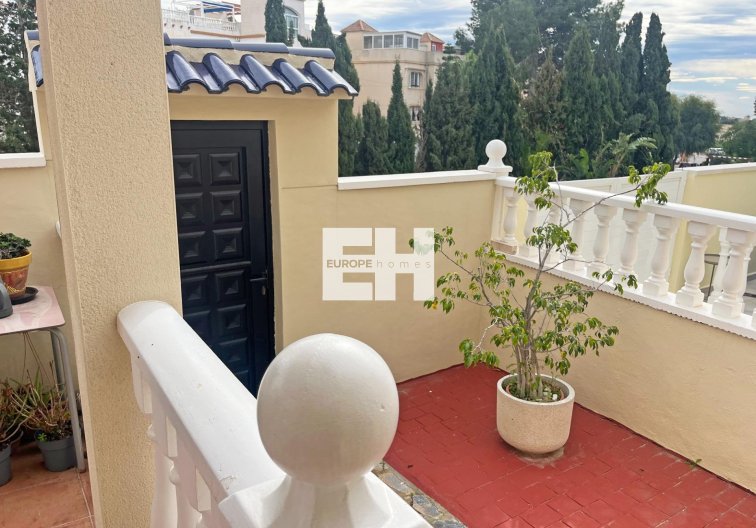 Herverkoop - Duplex - San Miguel de Salinas - Las Filipinas