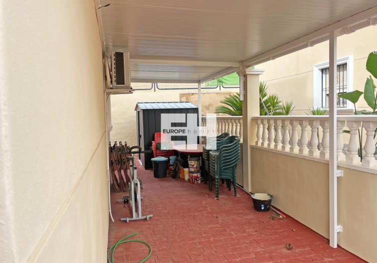 Herverkoop - Duplex - San Miguel de Salinas - Las Filipinas