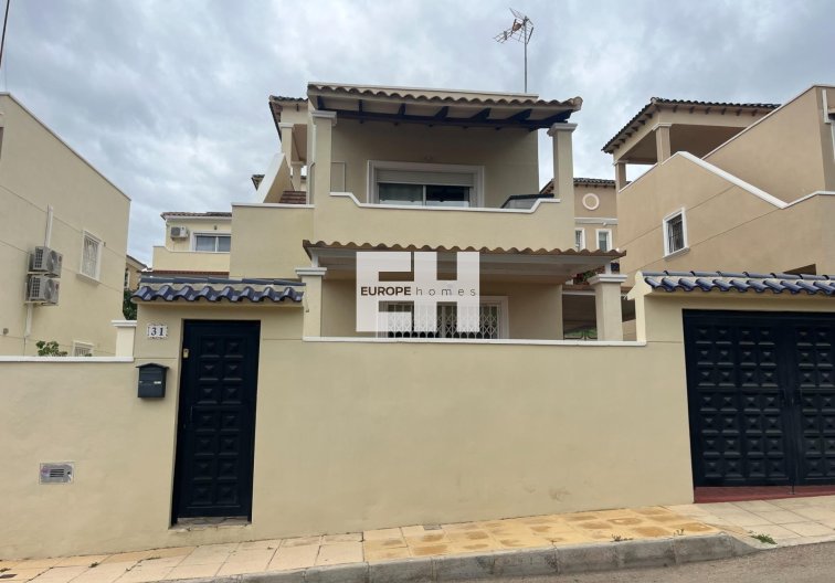 Herverkoop - Duplex - San Miguel de Salinas - Las Filipinas