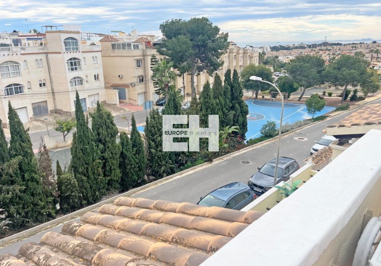 Herverkoop - Duplex - San Miguel de Salinas - Las Filipinas