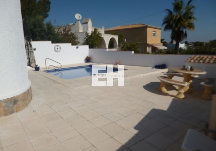 Wiederverkauf - villa - Villamartin - Costa Blanca