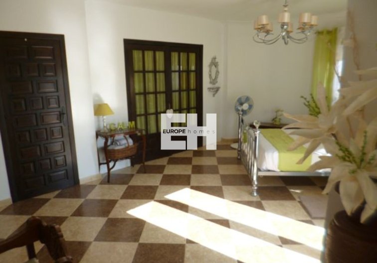 Wiederverkauf - villa - Villamartin - Costa Blanca