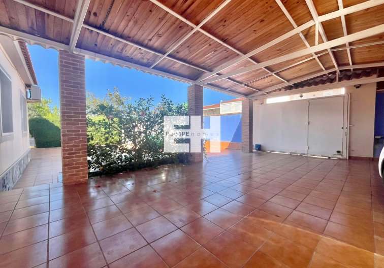 Resale - villa - Torrevieja - Los Balcones - Los Altos Del Edén
