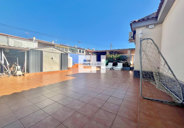 Resale - villa - Torrevieja - Los Balcones - Los Altos Del Edén