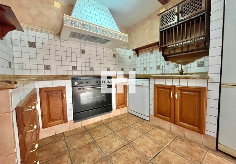 Resale - villa - Torrevieja - Los Balcones - Los Altos Del Edén