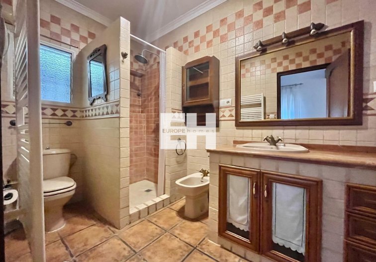 Resale - villa - Torrevieja - Los Balcones - Los Altos Del Edén