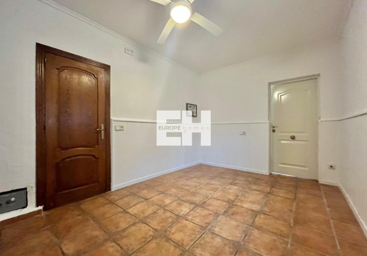 Resale - villa - Torrevieja - Los Balcones - Los Altos Del Edén