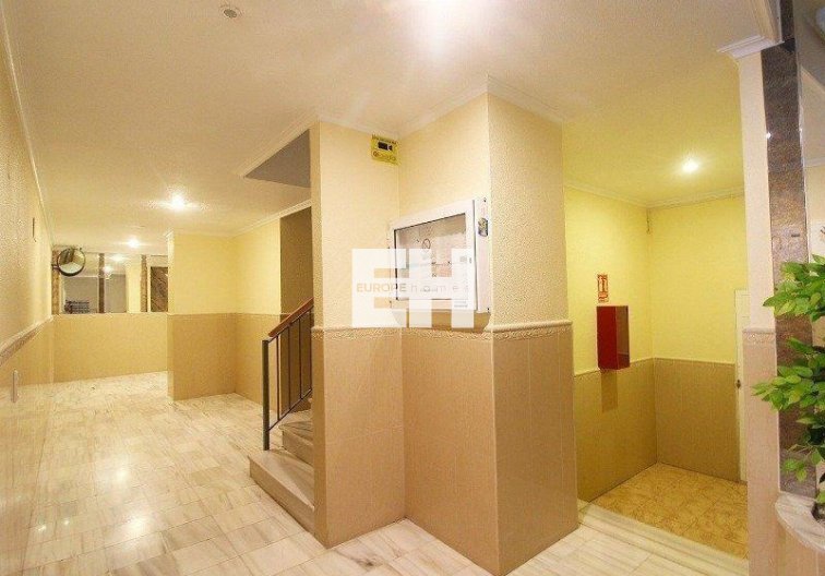 Wiederverkauf - Wohnung - Torrevieja - Playa del Cura