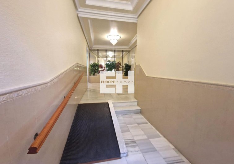 Wiederverkauf - Wohnung - Torrevieja - Playa del Cura