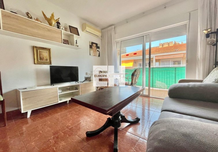 Segunda mano - Apartamento  - Torrevieja - Estacion De Autobuses